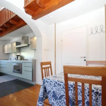 In Mit Eigenem Balkon Und Meerblick By Interhome Апартаменты *