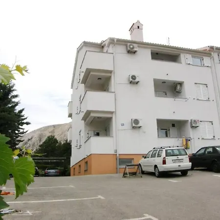 In Mit Eigenem Balkon Und Meerblick By Interhome *