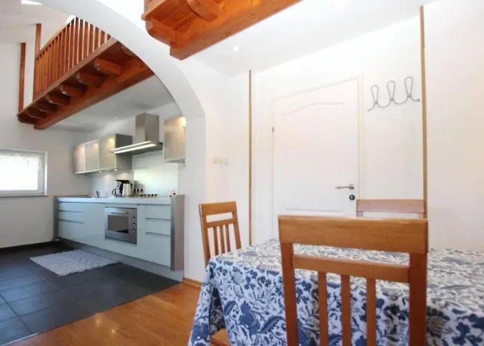 In Mit Eigenem Balkon Und Meerblick By Interhome Апартаменты *