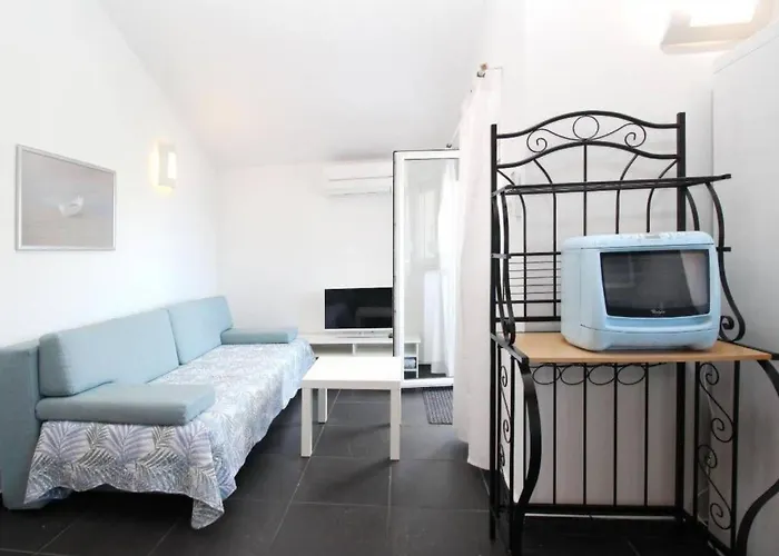 In Mit Eigenem Balkon Und Meerblick By Interhome * Башка