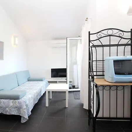 In Mit Eigenem Balkon Und Meerblick By Interhome * Baška